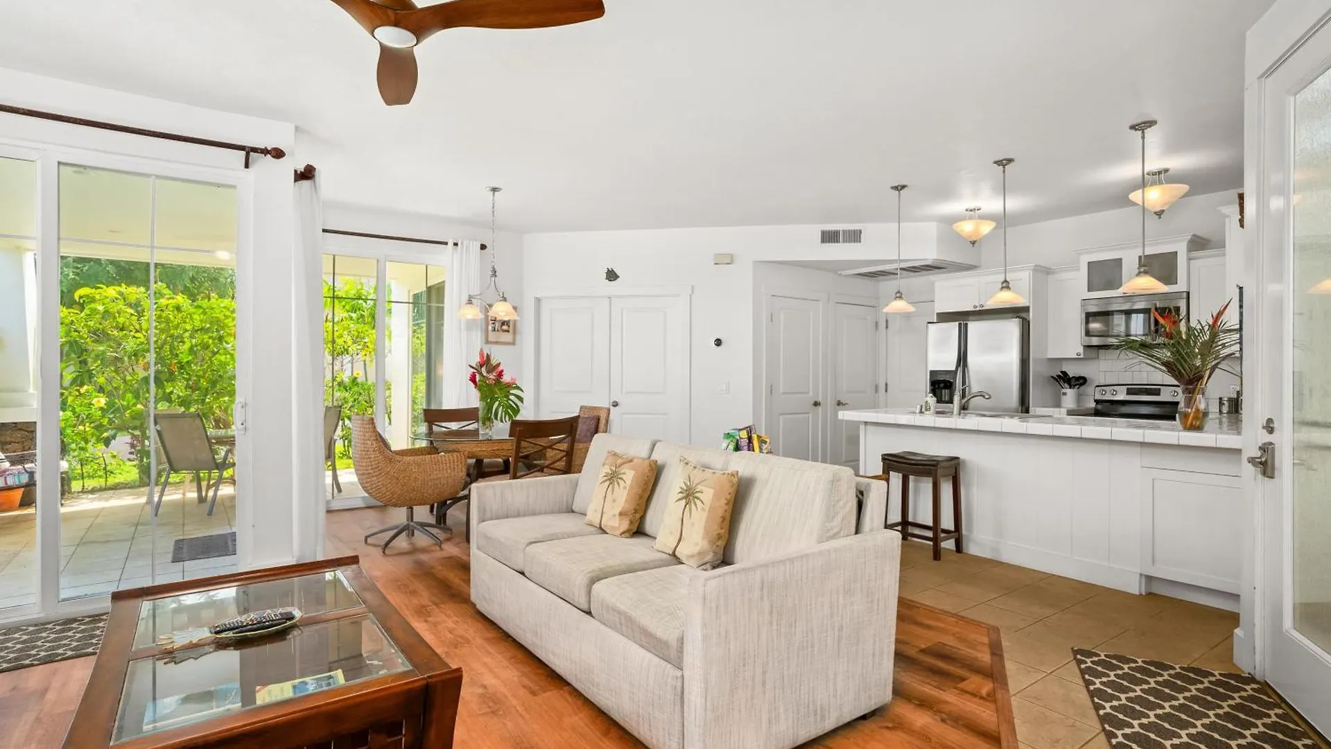 Tropical Princeville Condo With Private Lanai